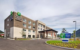 Holiday Inn Express & Suites Terrace, An Ihg Hotel Exterior photo