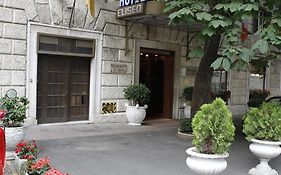 רומא Hotel Eliseo Exterior photo