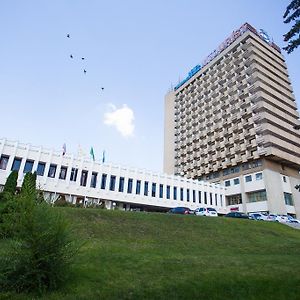 פיאטיגורסק Inturist Hotel Exterior photo