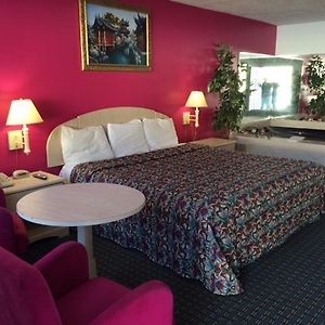 גאלווי American Star Inn & Suites Atlantic City Room photo
