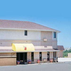 Super 8 By Wyndham Casper West By The River Exterior photo