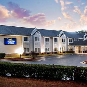 Microtel Inn & Suites By Wyndham Southern Pines Pinehurst Exterior photo