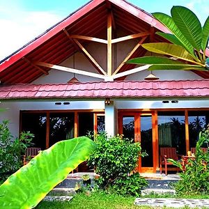 Novia Guest House Lombok-טטבאטו Exterior photo