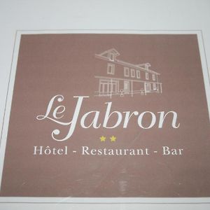 La Bégude-de-Mazenc Logis Hotel Le Jabron Exterior photo
