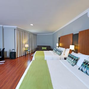 דויד Aranjuez Hotel & Suites Exterior photo