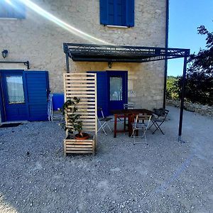 אבטג'ו La Casa Dalle Finestre Blu Exterior photo