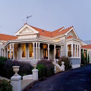נאפייר Mchardy Lodge Exterior photo