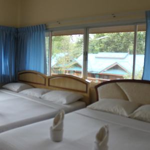 נאקון נאיוק Phuaob Nam Sai Country Resort Room photo