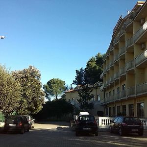 Spezzano Albanese Hotel San Francesco Terme Exterior photo