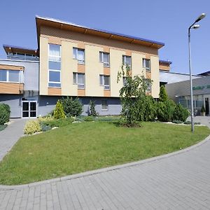 מלון Kravaře Buly Arena Exterior photo