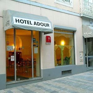 פאו Hotel Adour Exterior photo