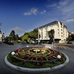 Târgu-Mureş Plaza V Hotel Exterior photo