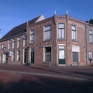 אפרטהוטל Oude Bildtzijl Logement 'De Witte Klok' Exterior photo