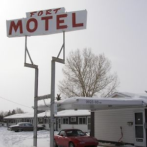 Fort Saskatchewan Fort Motel Exterior photo