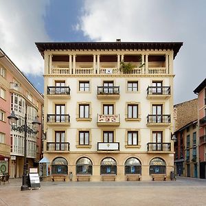 מלון זראוטס Musika Plaza Exterior photo