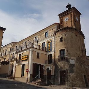 Roggiano Gravina Hotel Palazzo Salerno Exterior photo