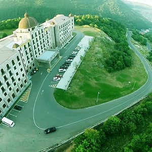 צ'אקאדזור Golden Palace Hotel Resort & Spa Gl Exterior photo