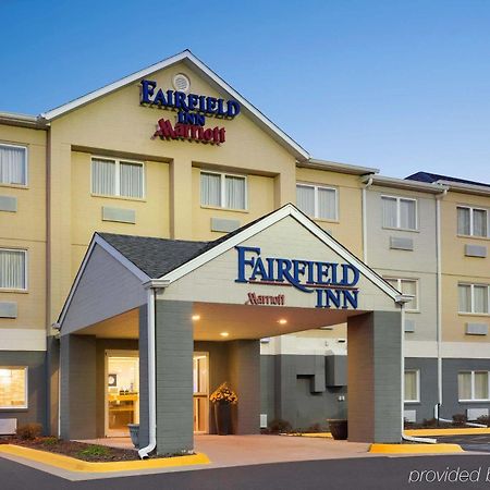 Fairfield Inn By Marriott דובוק מראה חיצוני תמונה