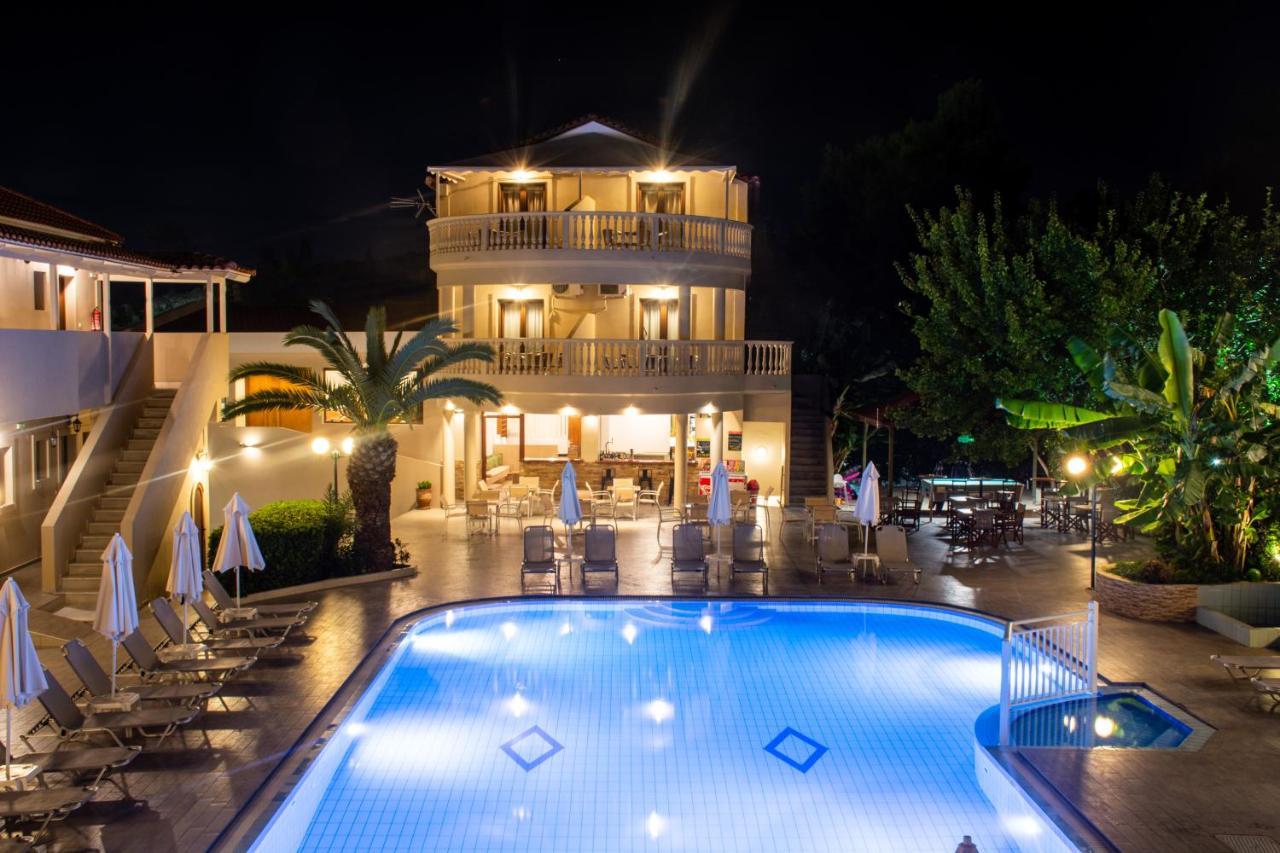 טסיליבי Lazaros Hotel Resort מראה חיצוני תמונה