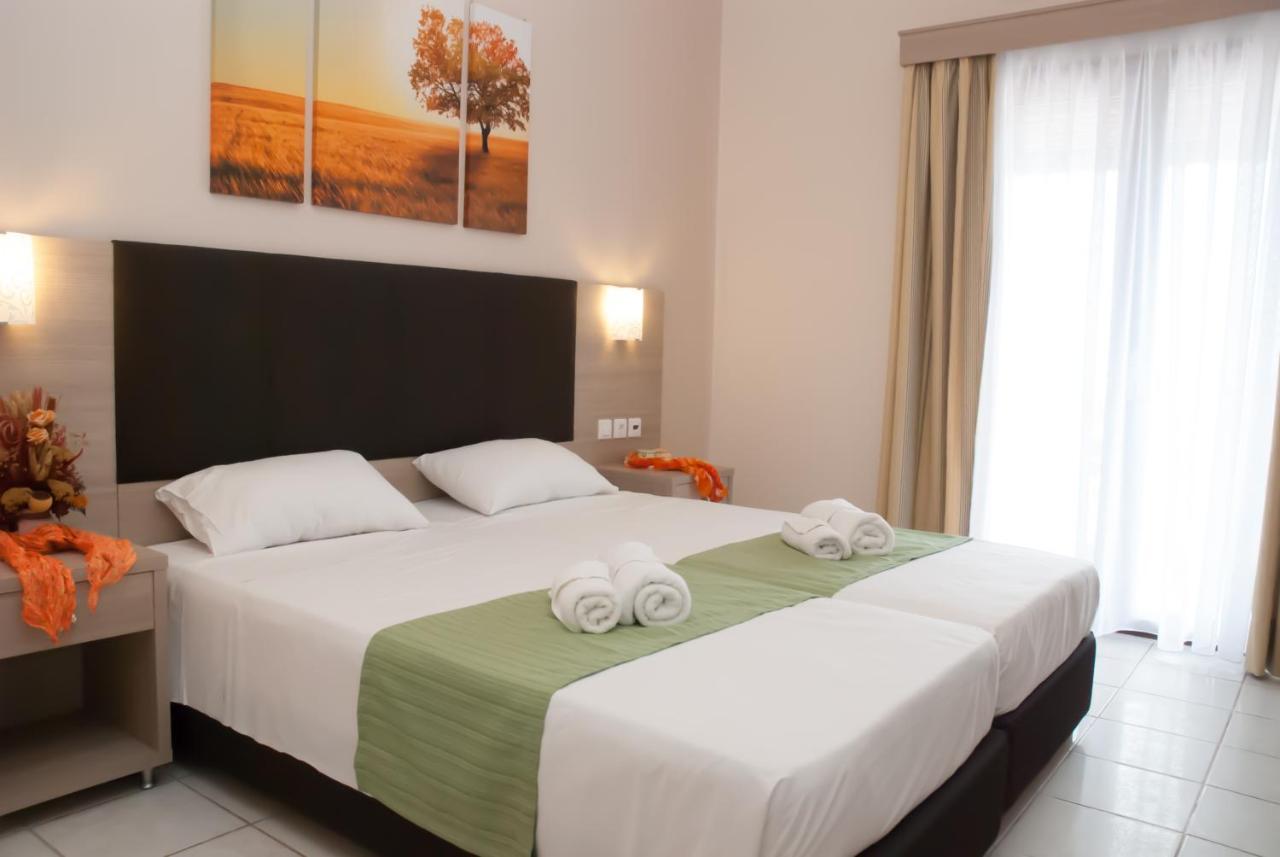 טסיליבי Lazaros Hotel Resort מראה חיצוני תמונה