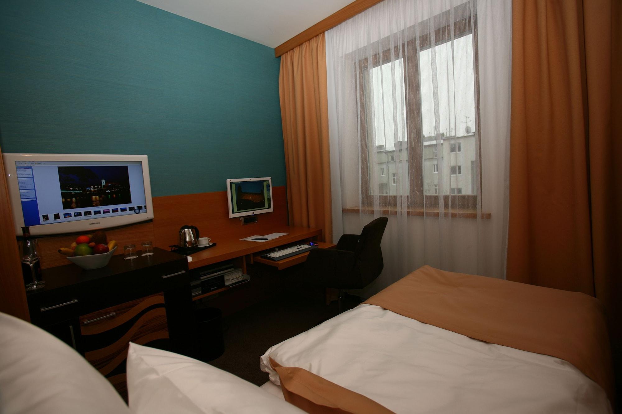 ברטיסלאבה Danubia Gate Hotel מראה חיצוני תמונה