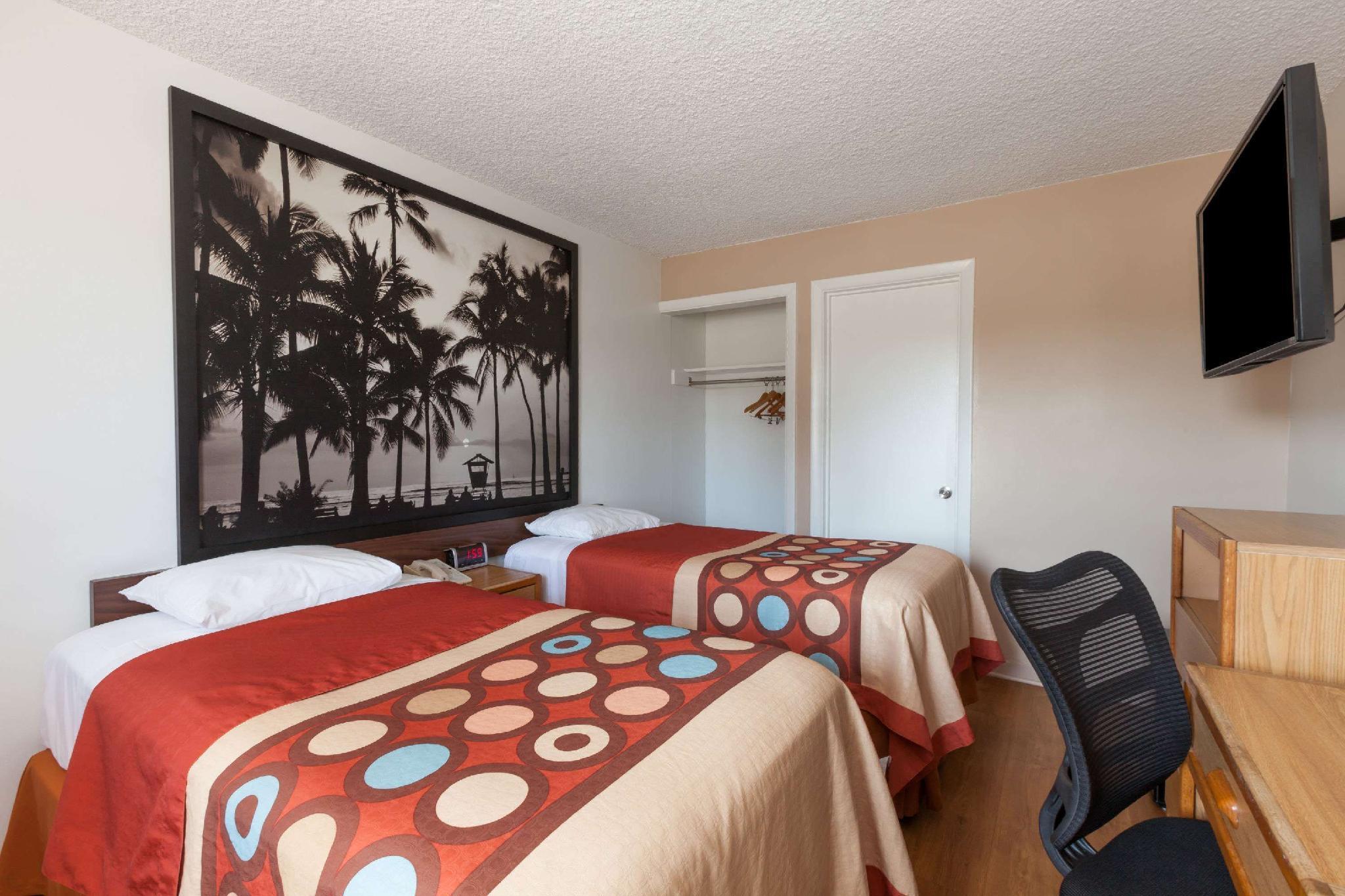 מלון Super 8 By Wyndham Santa Barbara/Goleta מראה חיצוני תמונה
