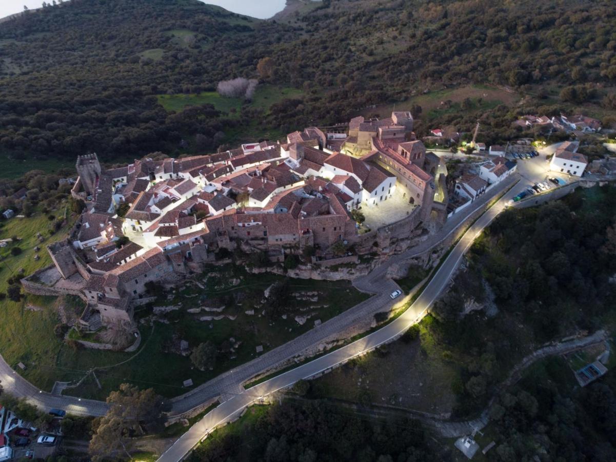 קסטלאר דה לה פרונטרה Casas Rurales Tugasa Castillo De Castellar מראה חיצוני תמונה