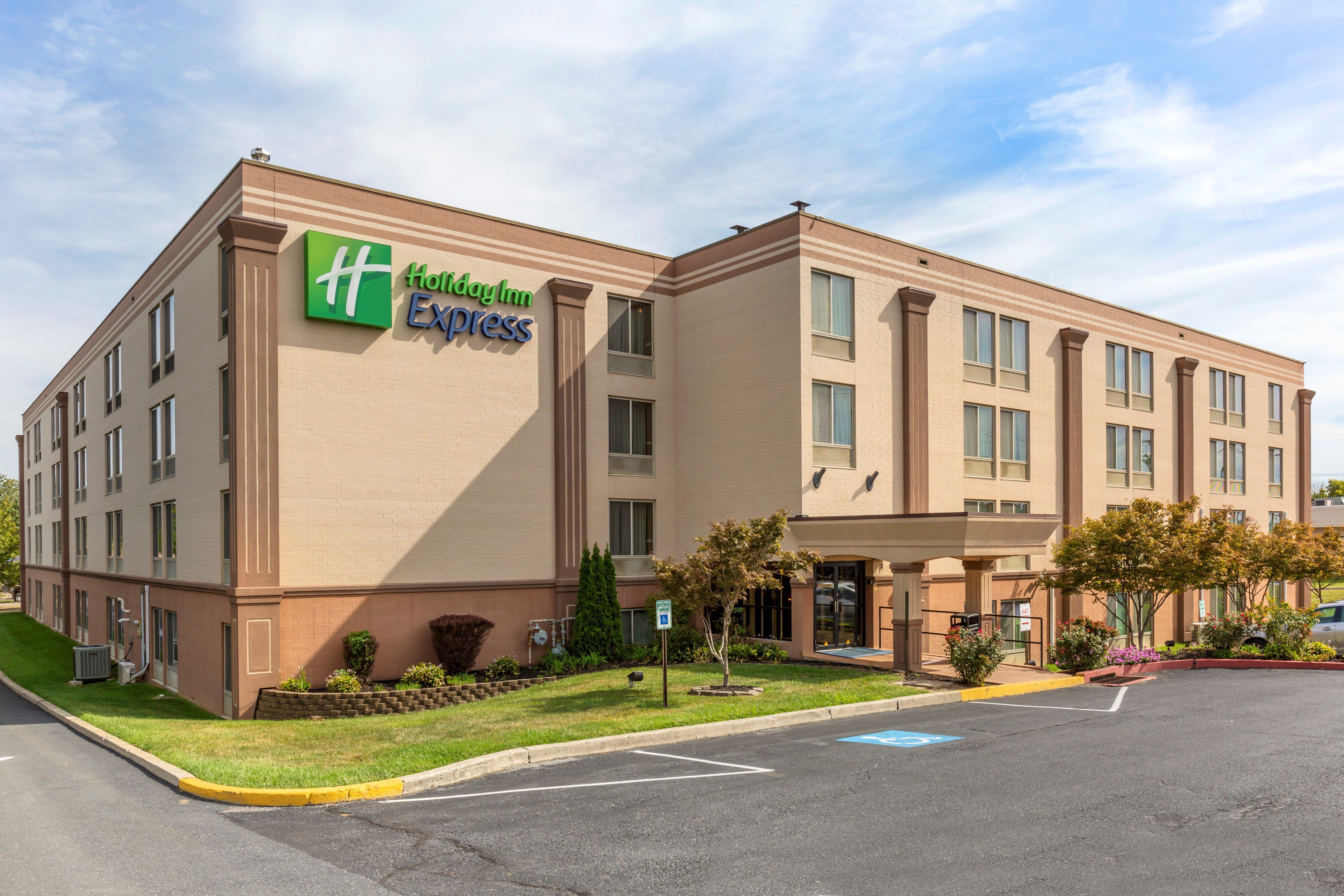 Holiday Inn Express Harrisburg Sw - Mechanicsburg, An Ihg Hotel מראה חיצוני תמונה