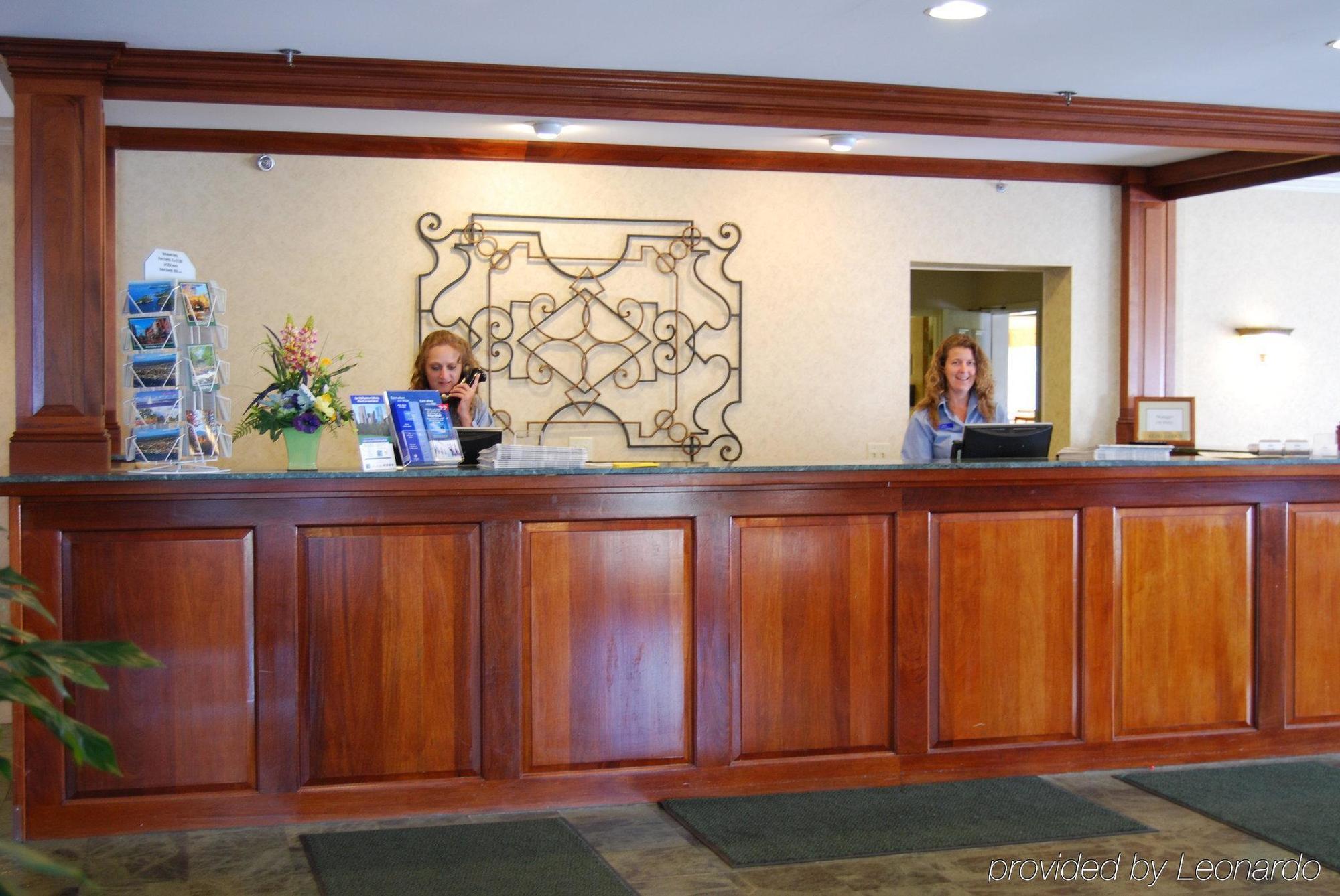 Holiday Inn Express South Burlington, An Ihg Hotel מראה פנימי תמונה
