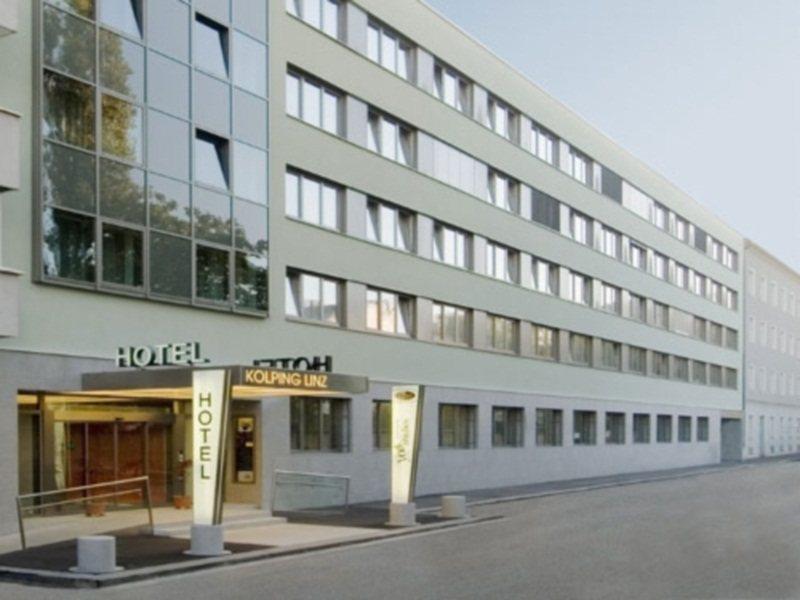 לינץ Stadtoase Kolping Hotel מראה חיצוני תמונה