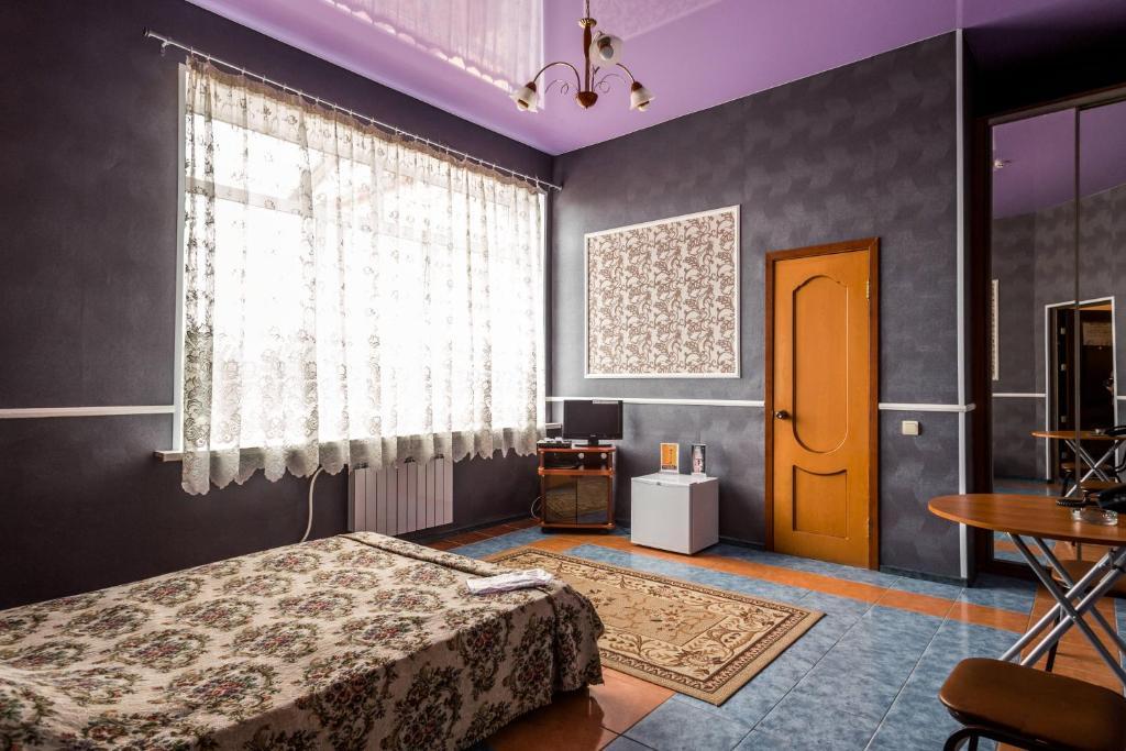 מלון אומסק Zhar-Ptitsa חדר תמונה