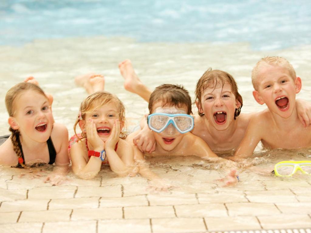 H2O Hotel-Therme-Resort, Fur Familien Mit Kindern באד וולטרסדורף מראה חיצוני תמונה