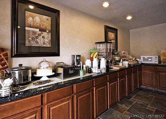 Quality Inn & Suites Ankeny-Des Moines מראה חיצוני תמונה