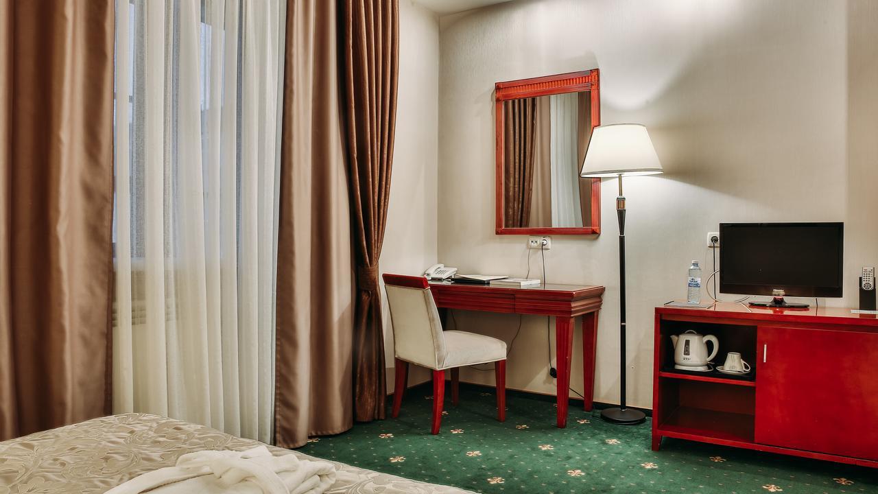 מלון אסטנה Goldman Empire מראה חיצוני תמונה