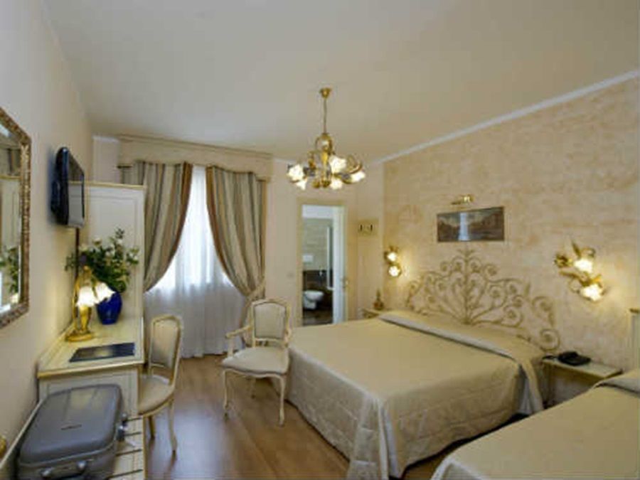 ונציה - לידו Viktoria Palace Hotel מראה חיצוני תמונה
