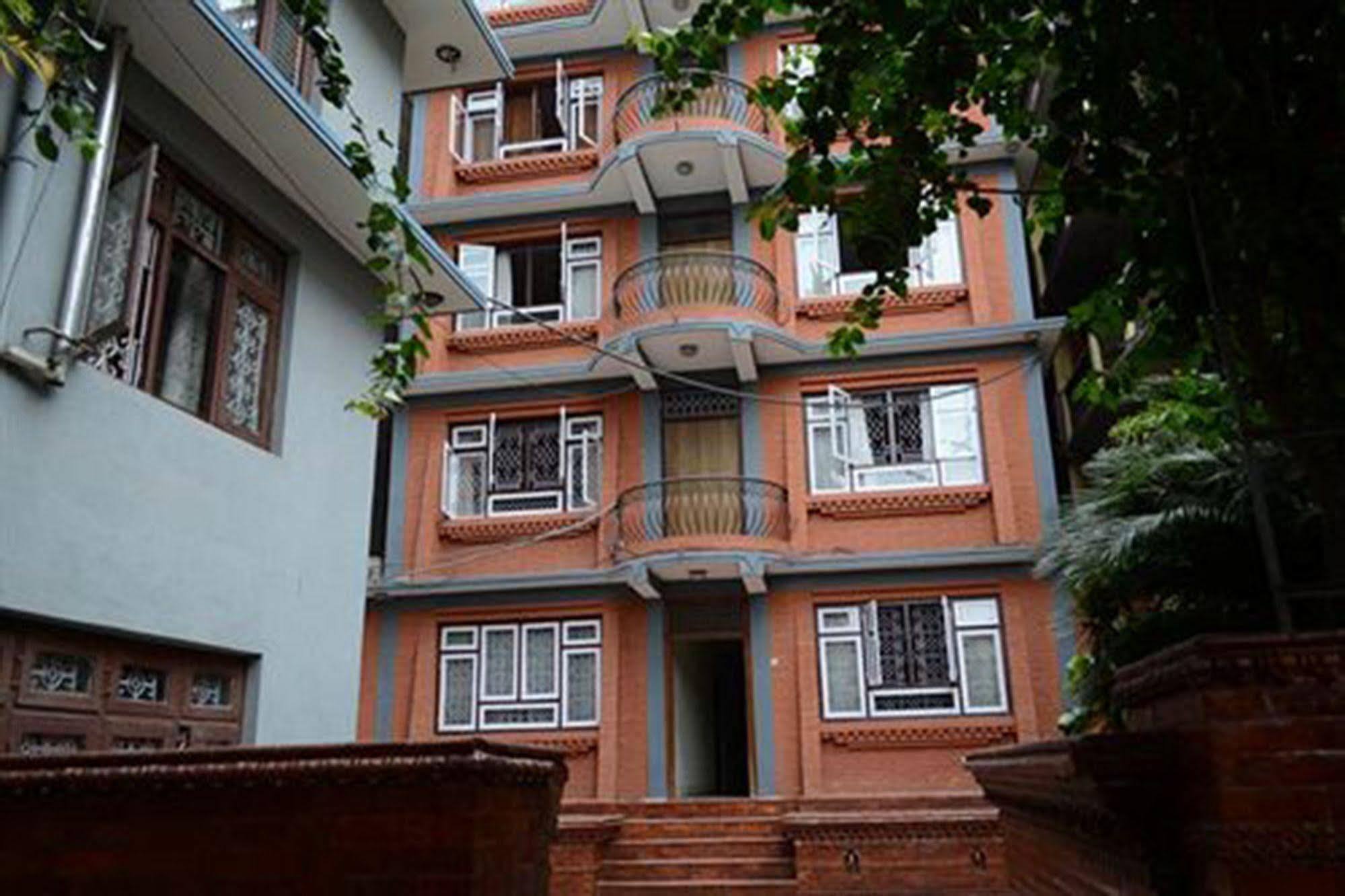 קטמנדו Hotel Ganesh Himal מראה חיצוני תמונה