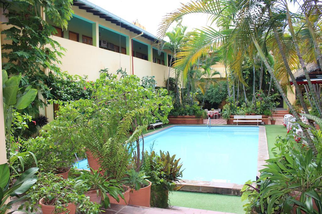 מלון אסונסיון Santo Domingo מראה חיצוני תמונה