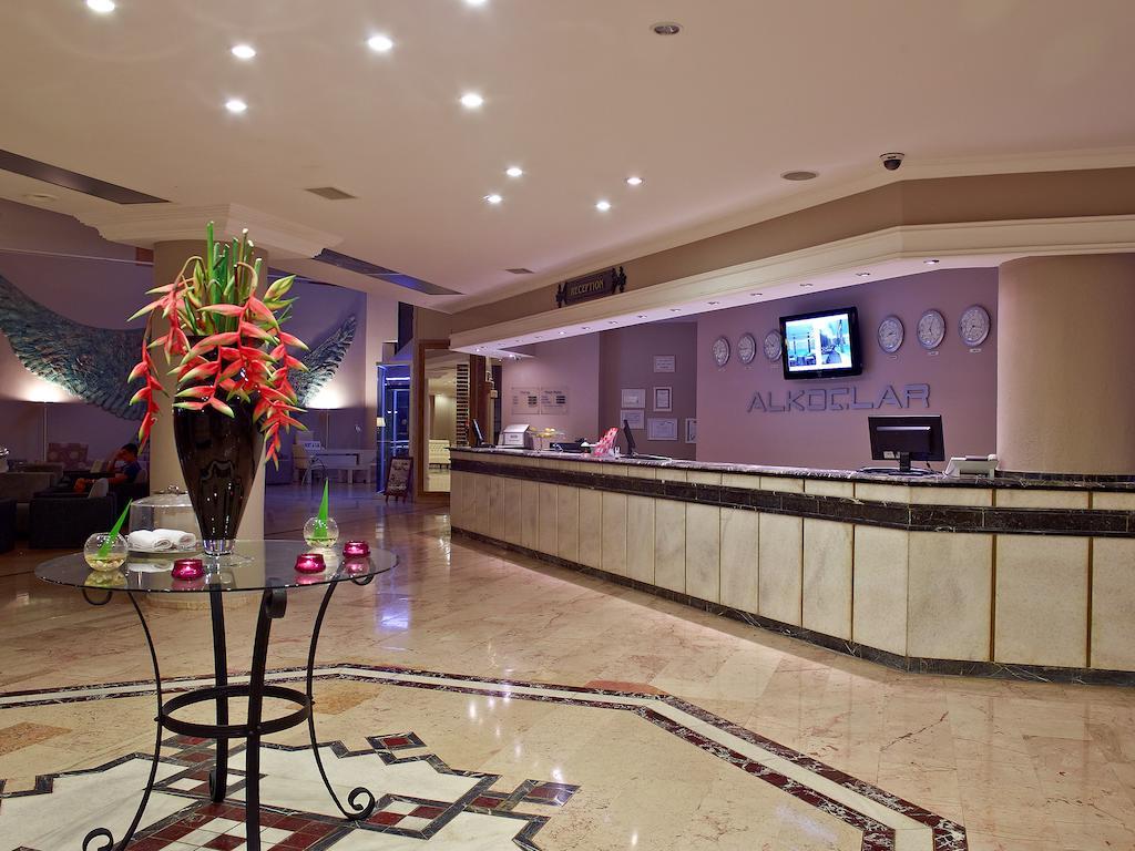 קוסדסי Alkoclar Adakule Hotel מראה חיצוני תמונה