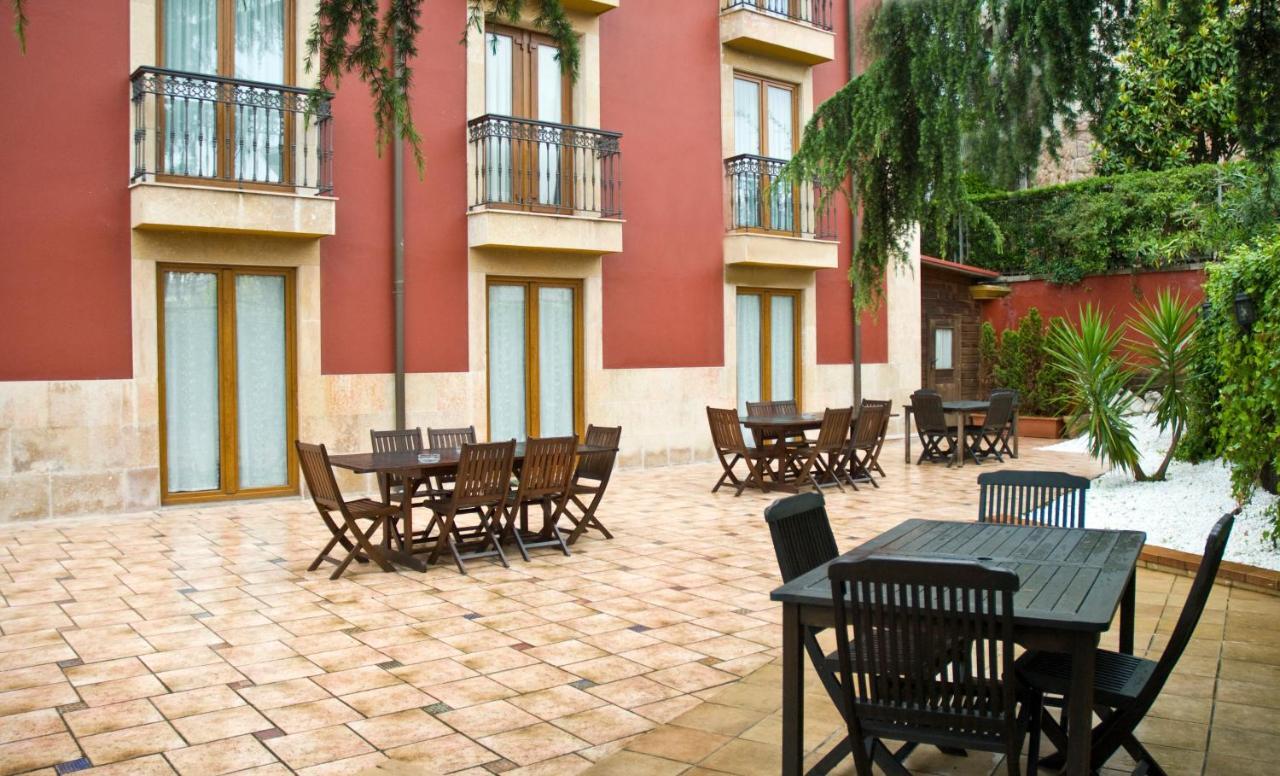 אוביידו Ayre Hotel Alfonso II מראה חיצוני תמונה