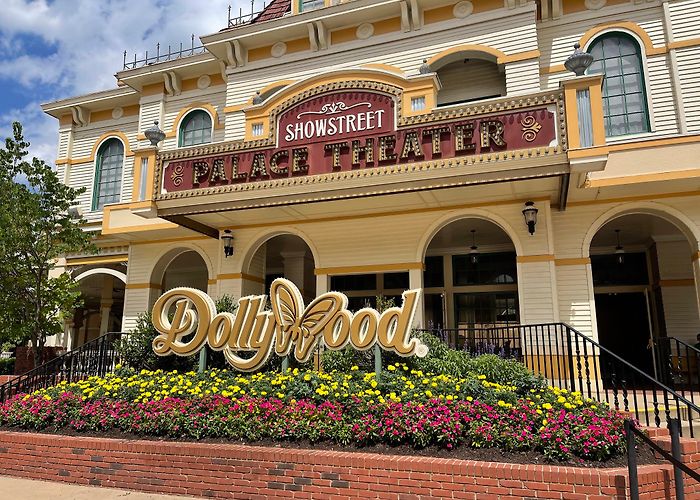 Dollywood photo