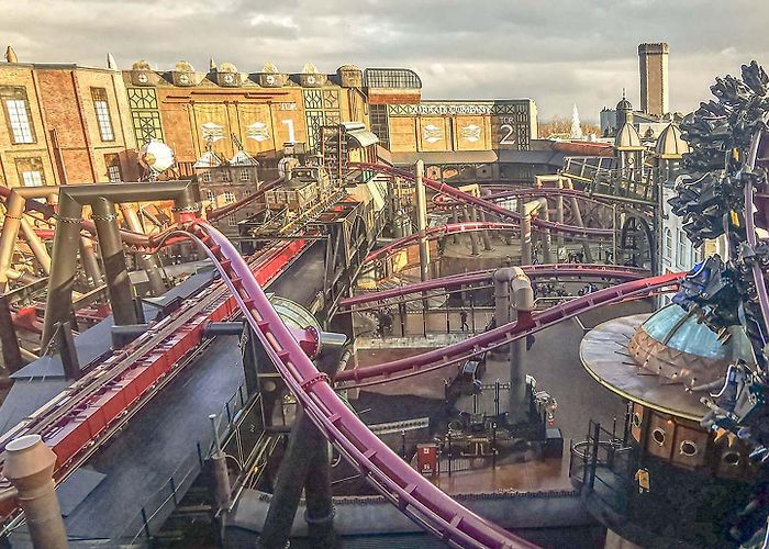 Phantasialand Review: Rookburgh with roller coaster F.L.Y. in Phantasialand photo
