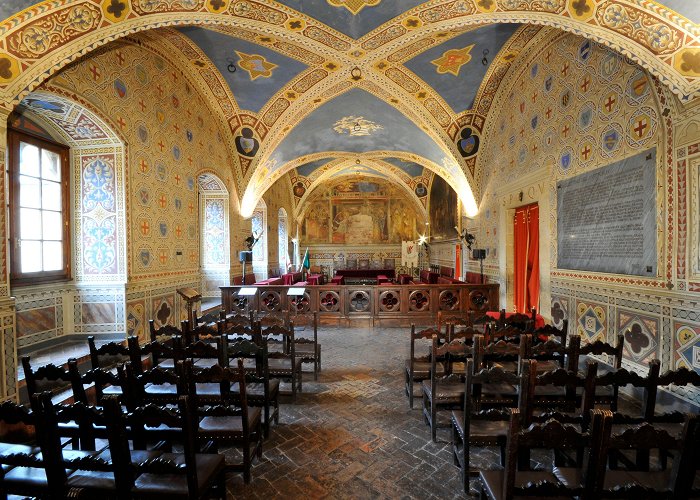 Palazzo dei Priori Priory palace, Volterra | Hours, exhibitions and artworks on Artsupp photo