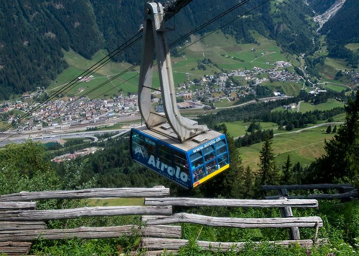Airolo-Pesciüm ROUND-TRIP CABLE CAR RIDE - Valbianca SA photo