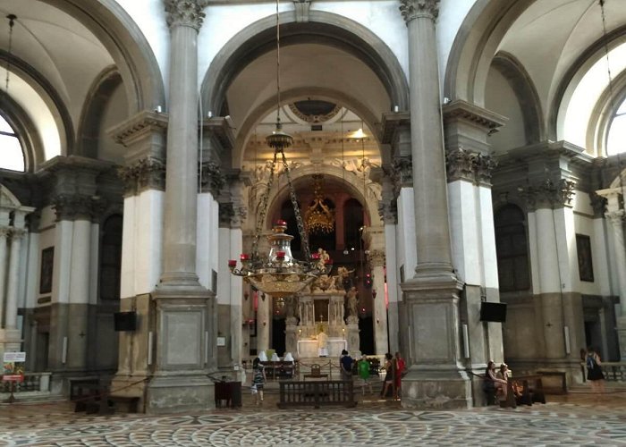 Chiesa della Salute Basilica di Santa Maria della Salute (Santa Maria della Salute ... photo