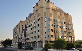 מנאמה Bahrain Carlton Hotel Exterior photo