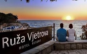 דוברה וודה Ruza Vjetrova - Wind Rose Hotel Resort Exterior photo