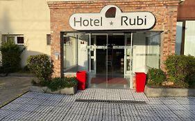 ויסאו Hotel Rubi Exterior photo
