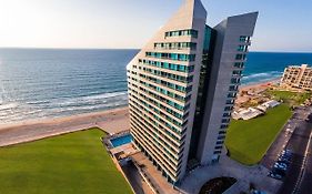 מלון Herzelia הרברט סמואל אוקיינוס סוויטס הרצליה Exterior photo
