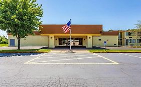 Fredonia Econo Lodge Exterior photo