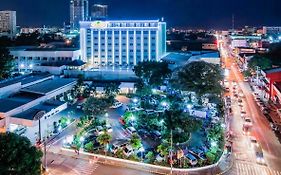 Davao City The Apo View Hotel Exterior photo